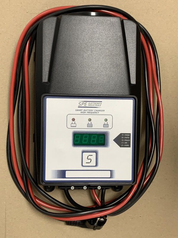 Зарядний пристрій SPE(Італія) модель CBHF2, 24V, 30A 